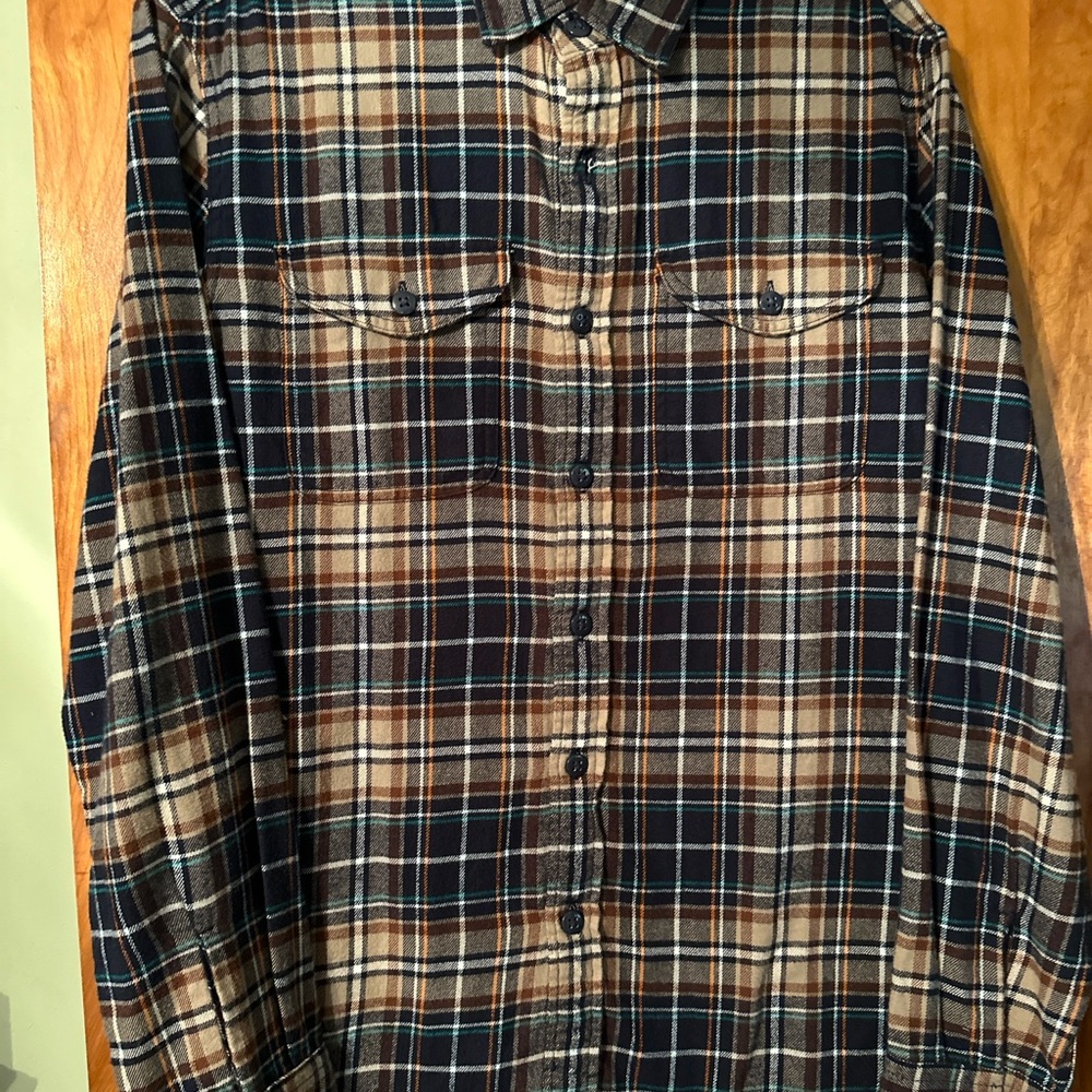 American Eagle Outfitters Navy and Tan Plaid Shirt